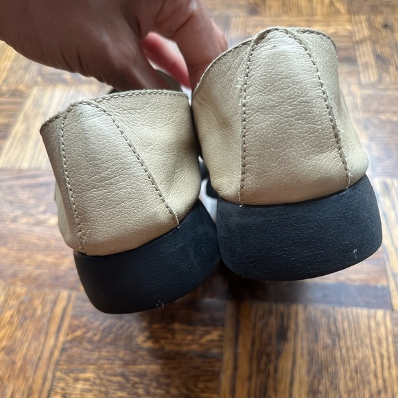 Aerosoles Leather Vintage Fisherman Sandals - Picture 7 of 11